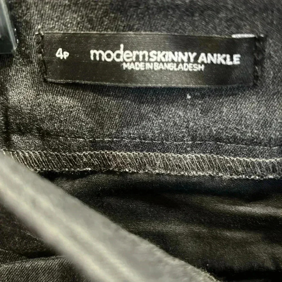 LOFT Modern Skinny leg ankle,slim thru hip & thigh,stretch, pockets, belt loop - Picture 8 of 9